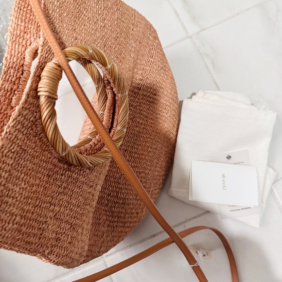 ARANAZ  Cueba Bag in Natural light pink Elegant Woven crossbody Bag NEW - Picture 4 of 5